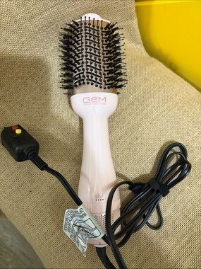 Pink Hot Air Round Brush Styler - Smooth Volume & Shine